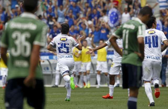 Cruzeiro e Ponte Preta vencem duelos e melhoraram posi&ccedil;&otilde;es na tabela
