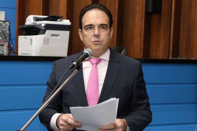 Projeto permite parcelar em at&eacute; tr&ecirc;s vezes o licenciamento veicular