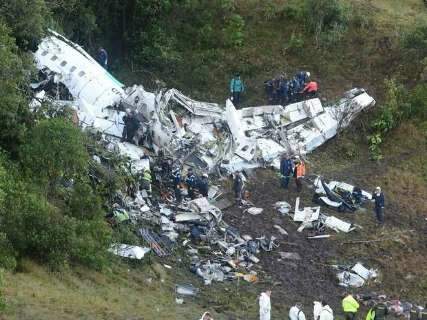Analistas sugerem que avião despencou 'de barriga' após pane elétrica