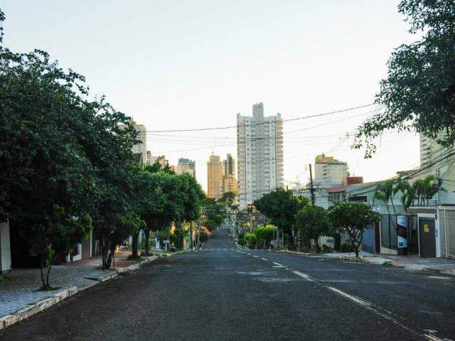 S&aacute;bado de muito calor com temperatura de at&eacute; 38&ordm;C, prev&ecirc; Inmet