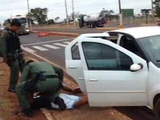Adolescentes de 16 anos s&atilde;o apreendidos na BR-163 por sequestro de motorista