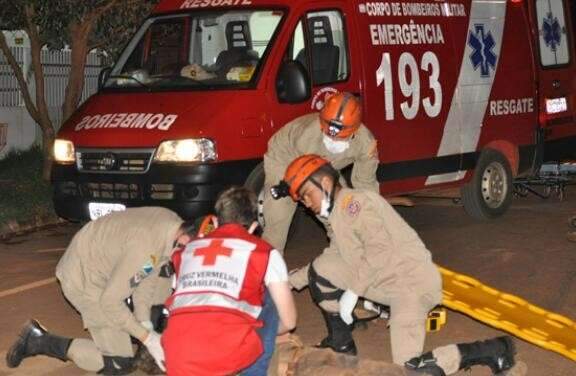 Ciclista morre ao ser atropelado por motorista que foge sem prestar socorro