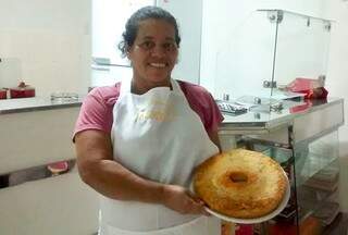 Sônia criou um creme com carne seca, coberto com mandioca palha (Foto: Divulgação/Senar)