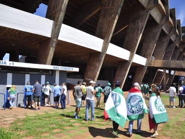 Confiantes, torcedores do Cear&aacute; acreditam em vit&oacute;ria do time