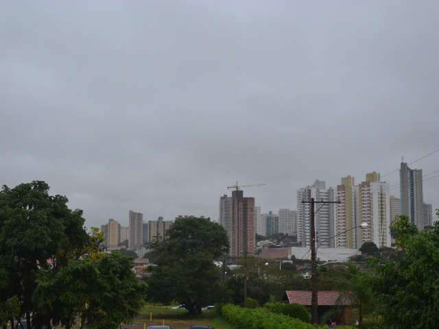  Ter&ccedil;a-feira amanhece com chuva e m&iacute;nima de 14&ordm;C em Campo Grande