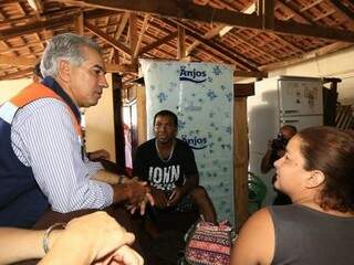Reinaldo determinou ajuda à população de Aquidauana e Anastácio devido às enchentes no início do ano. (Foto: Subcom/Governo de MS)
