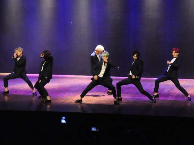 Direto da Coreia, grupo de k-pop mostra for&ccedil;a do g&ecirc;nero ao vivo em Campo Grande