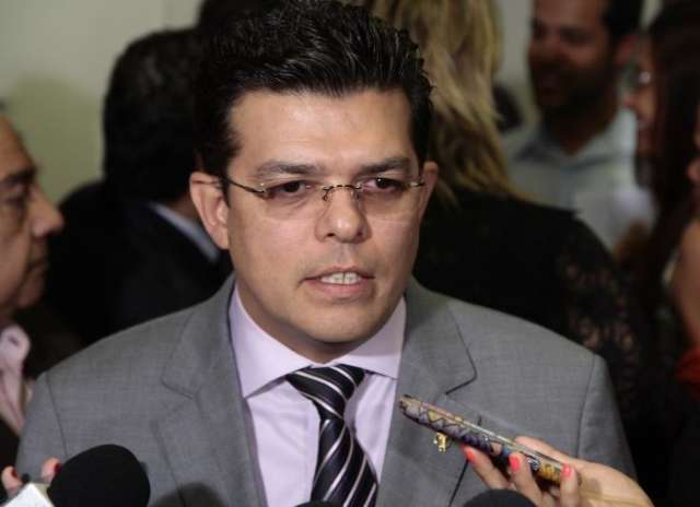 Olarte confirma que est&aacute; descartado os corredores de &ocirc;nibus na Afonso Pena