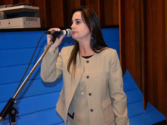  Exigir nome limpo no SPC a desempregados &eacute; &ldquo;senten&ccedil;a de morte&rdquo;, diz Mara Caseiro