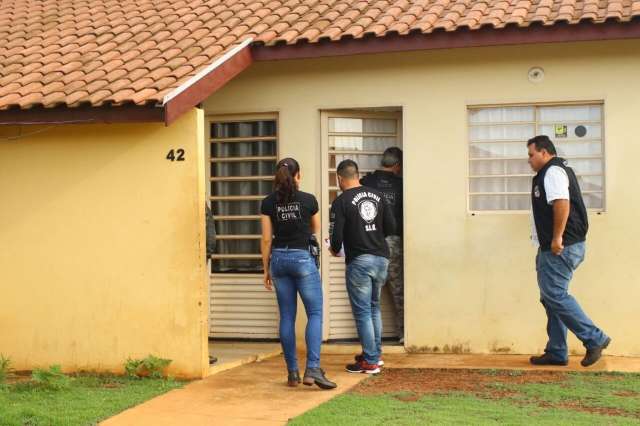 Fam&iacute;lia de v&iacute;tima do &quot;Tio Z&eacute;&quot; muda de cidade com medo de amea&ccedil;as