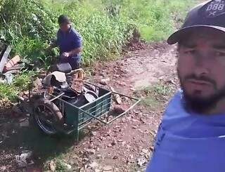 Morador filmou homem sendo obrigado a recolher o lixo (Foto: Reprodução/Vídeo)
