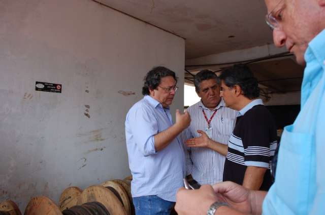 Nelsinho visita  Hospital do Trauma e prev&ecirc; abertura em junho de 2013