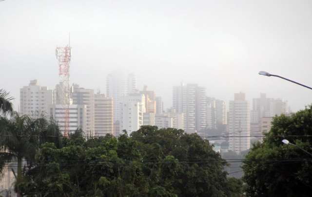 Sexta-feira amanhece com n&eacute;voa e previs&atilde;o &eacute; de mais frio em todo MS 