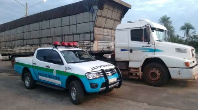 Carga de carv&atilde;o ilegal &eacute; apreendida e propriet&aacute;rio multado em R$ 26 mil