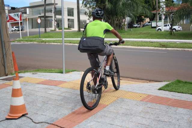Servi&ccedil;o reinventa entregas com bicicleta, apelando para o ecologicamente correto