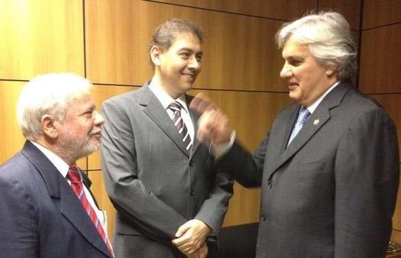 M&uacute;sico e ex-deputado federal s&atilde;o cotados para 1&deg; escal&atilde;o de Bernal