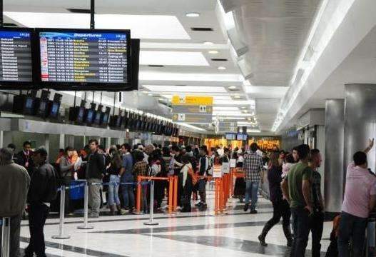 Aeroporto anuncia novo fechamento &agrave; noite e passageiros t&ecirc;m preju&iacute;zo