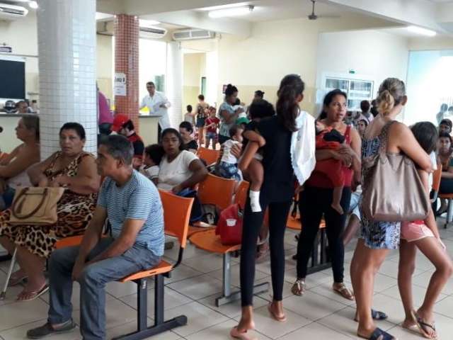 Usu&aacute;rios denunciam falta de pediatras em UPAs da Capital neste domingo