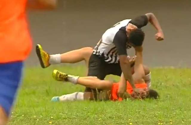 Ap&oacute;s pancadaria em jogo, Federa&ccedil;&atilde;o aguarda s&uacute;mula para decidir puni&ccedil;&otilde;es