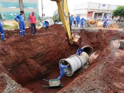 Antes de retomar recapeamento, prefeitura realiza obras de drenagem na Tamandaré