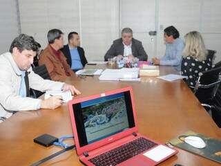 Marun discutiu com Marquinhos e técnicos da prefeitura proposta para requalificar a Cidade do Natal. (Fotos: Paulo Francis)