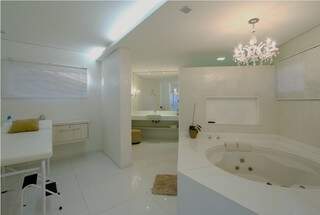 A sala da noiva comporta até banheira de spa para o dia mais importante da vida da mulher. (Foto: Gilson Barbosa)