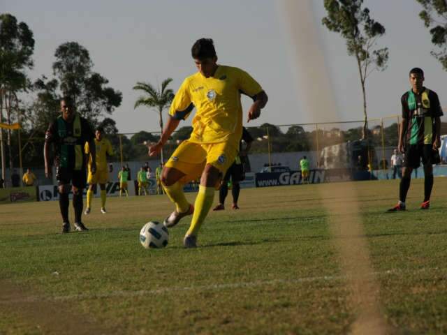  Sem jogar na pr&oacute;xima rodada, Cene pode perder lideran&ccedil;a na S&eacute;rie D