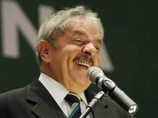 Presidente Lula está chegando hoje para evento às 18 horas em Corumbá  (Foto: O Globo)