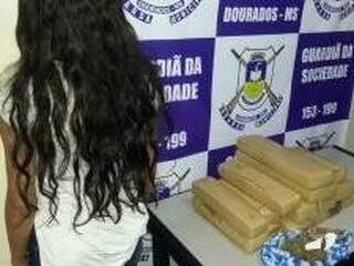 Adolescente &eacute; detida ao tentar embarcar para o MT com identidade falsa e drogas