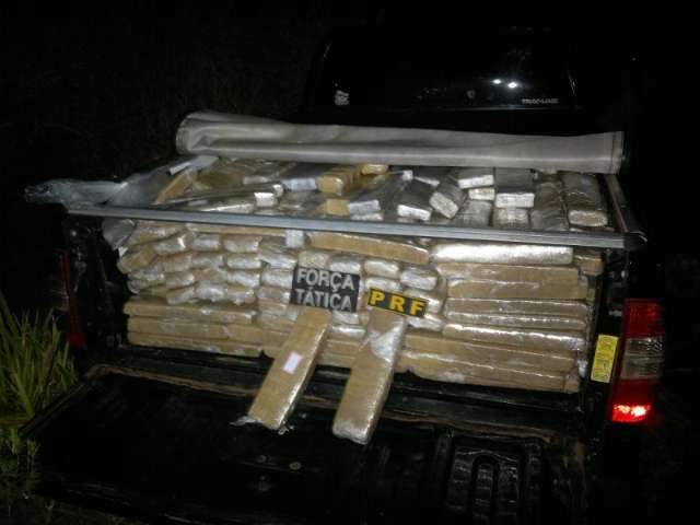 PRF apreende 800 quilos de maconha durante fim de semana 