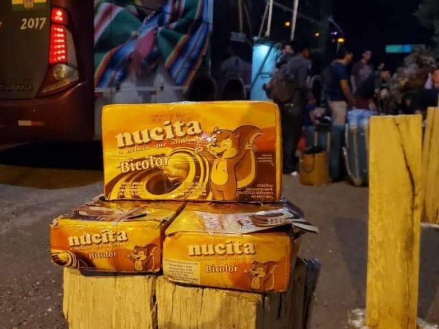 Bolivianos tentam entrar em MS com coca&iacute;na em sucrilho e achocolatado