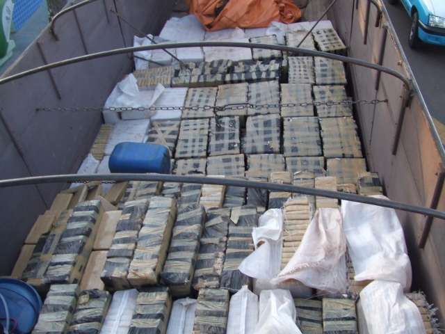 Apreens&otilde;es de maconha e coca&iacute;na dobraram em 2012,  diz PRF