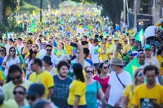 24 anos depois, a cena se repete; povo sai às ruas pedindo o impeachment de um presidente do Brasil (Foto: Marcos Ermínio)