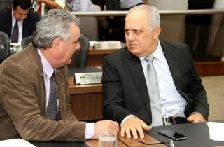 Pré-candidato, Angelo Guerreiro, com o deputado Flávio Kayat, durante sessão na Assembleia (Foto: Assessoria/ALMS)