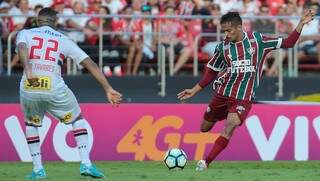 São Paulo e Fluminense voltam a se enfrentar hoje à noite no Maracanã; as duas equipes tentam fugir do rebaixamento (Foto: Lucas Mercon/Fluminense)