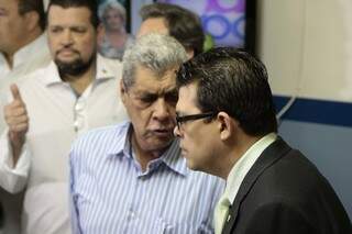 André conversa com o prefeito da Capital, Gilmar Olarte (Foto: Cleber Gellio)