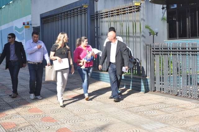 M&atilde;e acusa m&eacute;dicos do HR de neglig&ecirc;ncia e for&ccedil;ar parto normal em cirurgia