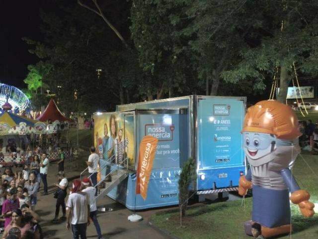 Projeto na Cidade do Natal d&aacute; dicas para uso consciente de energia el&eacute;trica