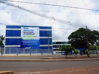 Unidade que fica na rua Ceará ocupa a quinta posição do ranking de reclamações recebidas pelo Procon neste ano (Foto: Paulo Francis).