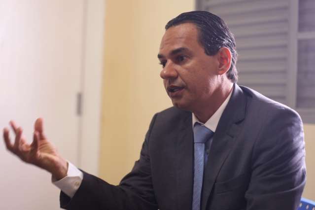 Marquinhos anuncia chefe de instituto e diz que tem 90% da equipe pronta