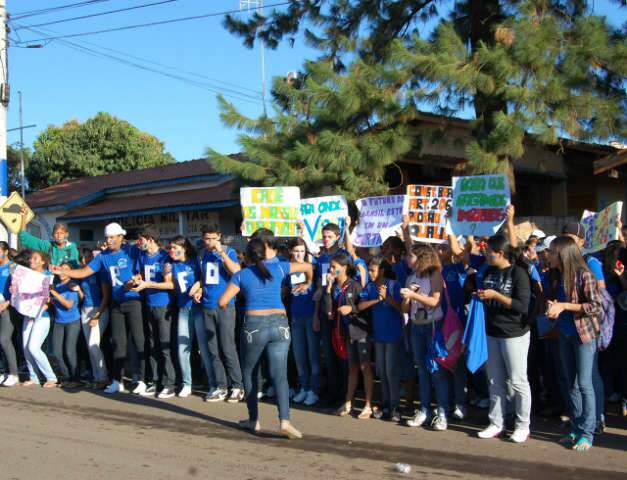 Alunos da escola do Nova Lima pedem reforma urgente