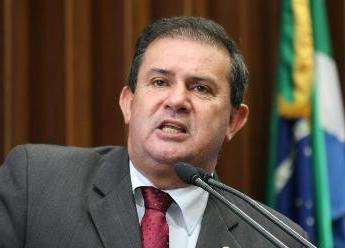 Deputados esperam solu&ccedil;&atilde;o em impasse com Tribunal de Contas