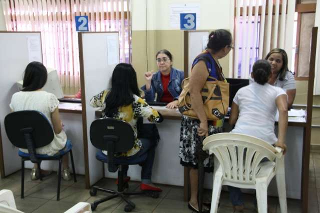 Em menos de um m&ecirc;s, Emha faz 200 atendimentos e negocia s&oacute; R$ 25 mil