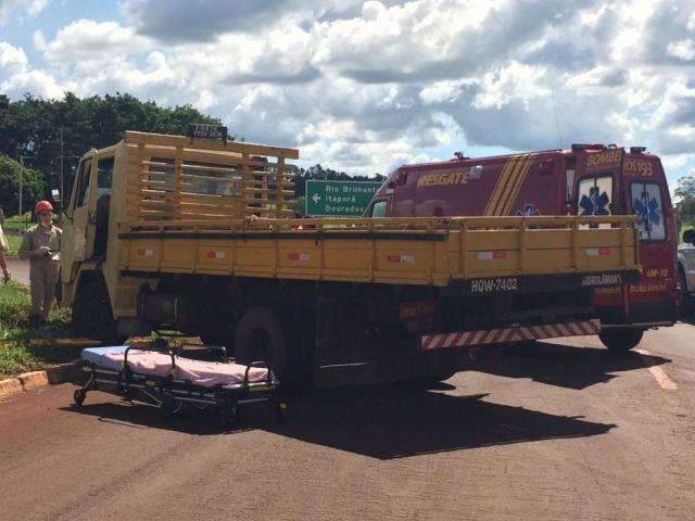 Motorista &eacute; morto com dois tiros dentro de caminh&atilde;o em rodovia