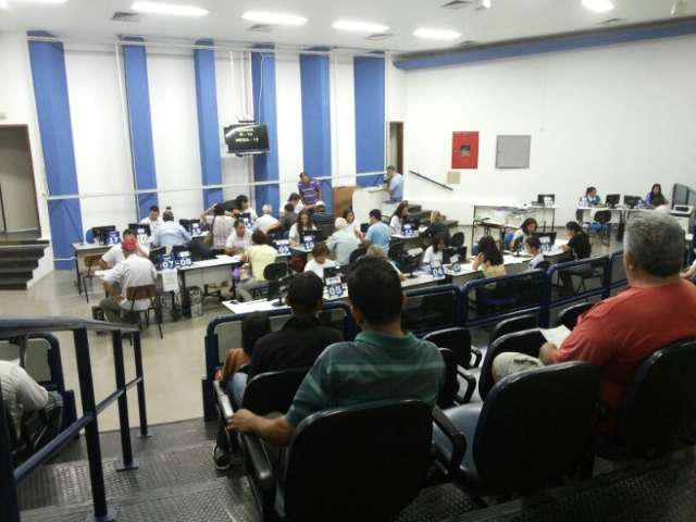 Sem RDM, contribuinte reclama da falta de posto para pagar IPTU