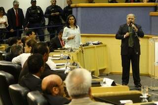 Élbio dos Santos reponde a fala do vereador Carlão e saí em defesa do PT ( Foto - Marcos Ermínio) 