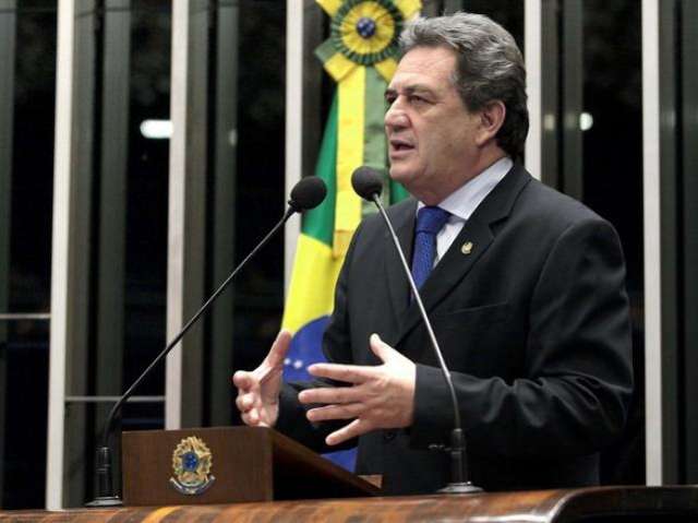 Moka quer verba do or&ccedil;amento para resolver conflito ind&iacute;gena