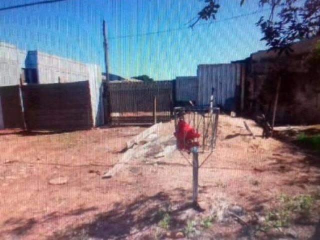 Pistola usada por matadores de garagista &eacute; encontrada em lixeira
