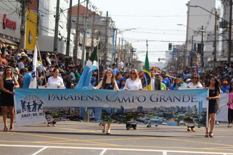 Após quase três horas, desfile cívico de aniversário termina na 14 de julho - Campo Grande 116 Anos - Campo Grande News