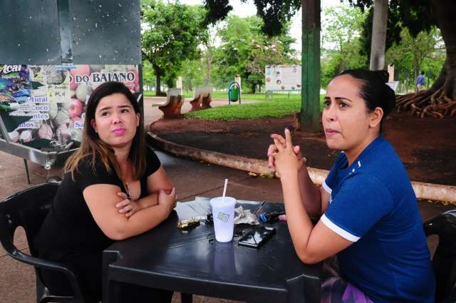 Chuva afasta campo-grandense das ruas e afeta vendas ao ar livre